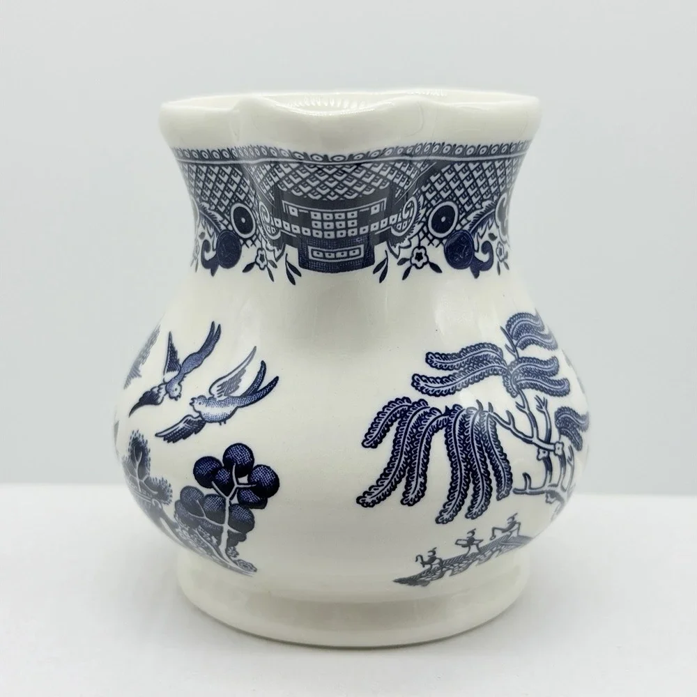 Churchill‎ England Blue Willow Creamer Pitcher Georgian Shape 4